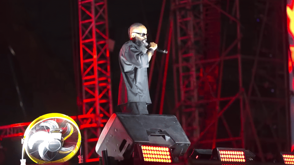 Uzikwendu performing at Detty Dec Fest 2025