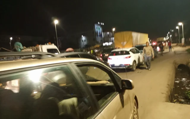 Nightmare As Motorists Strands on Lateef Jakande Road Berger for Over 3 Hours