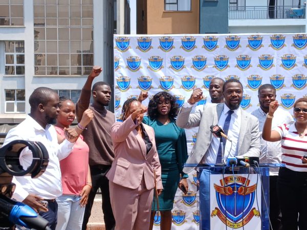 Kenya Doctors Threaten To Join Nurses' Six-Week Strike