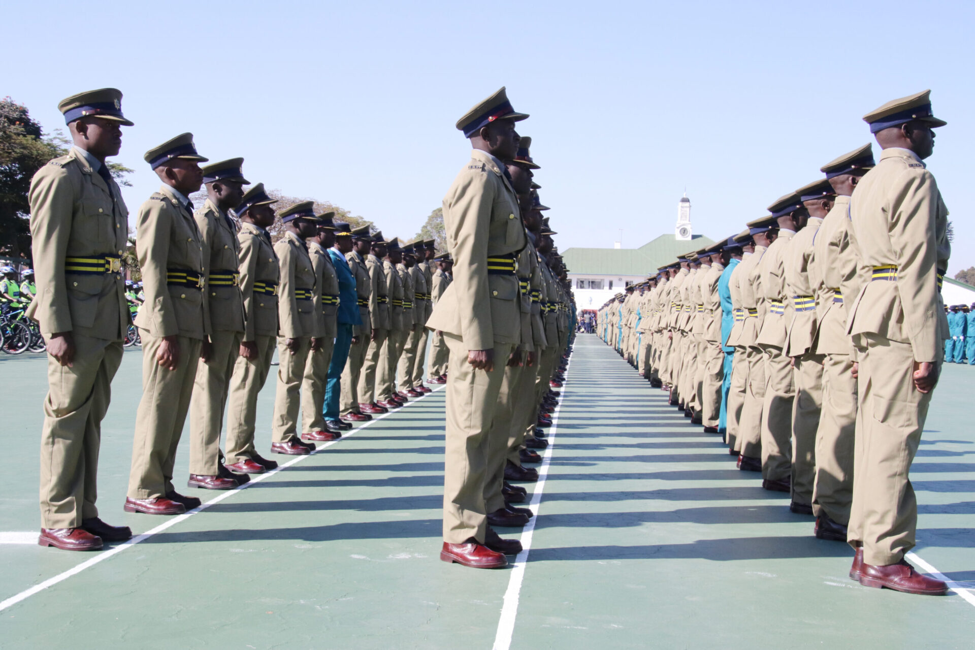 Harare Deploys Police To Clear Street Vendors Downtown