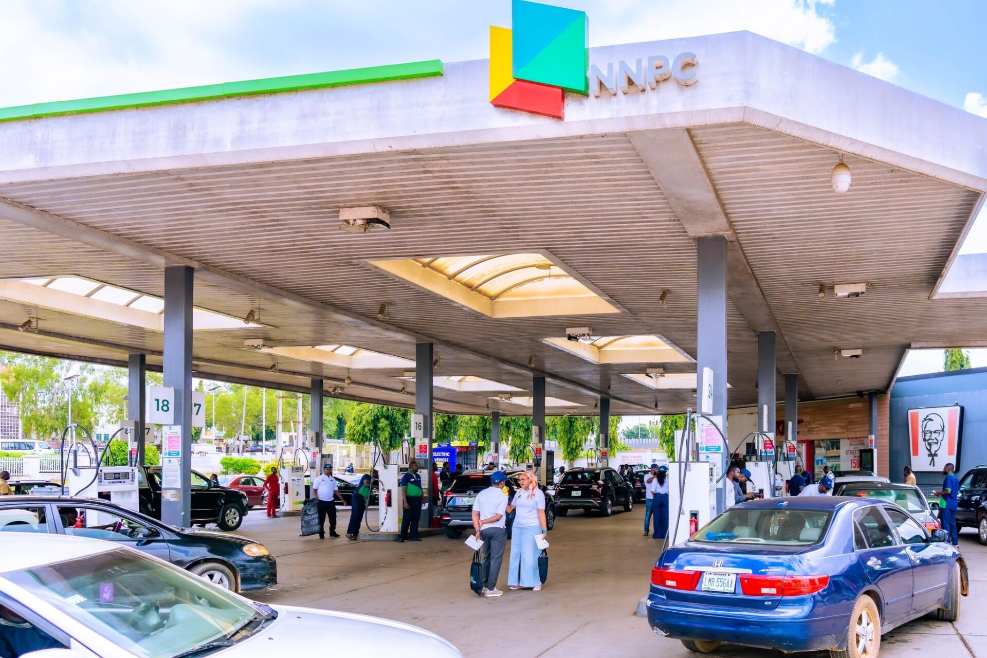 Nigeria Rolls Out 30-Day NNPC Petrol Discount